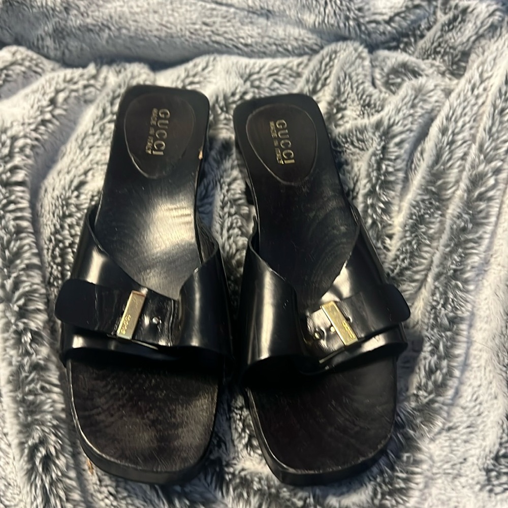 Gucci Low Heel Wooden Sandals Black With Buckles